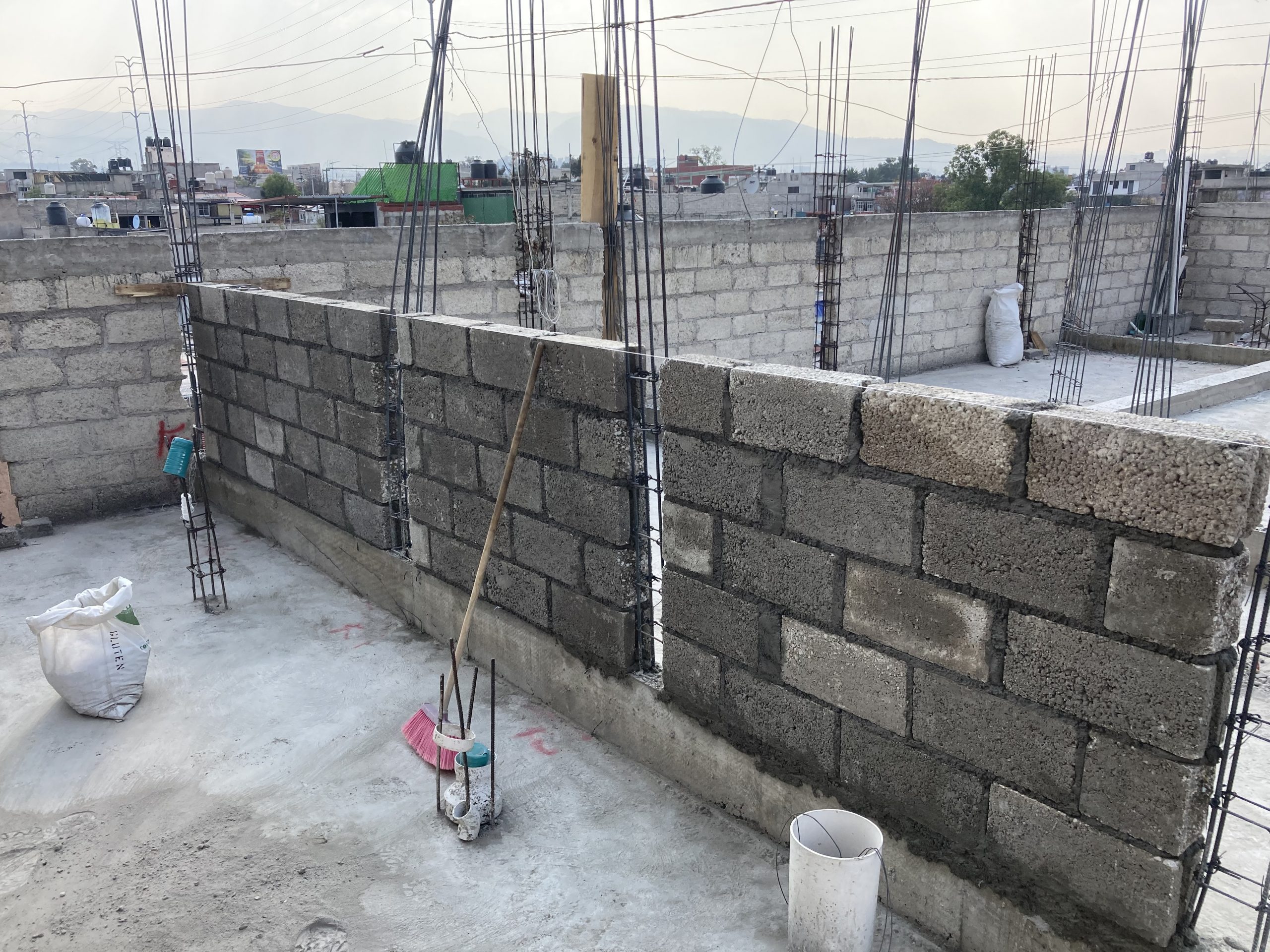 Construcción con varilla